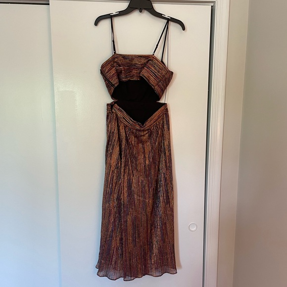 Aidan by Aidan Mattox metallic pleated dress - Picture 5 of 11